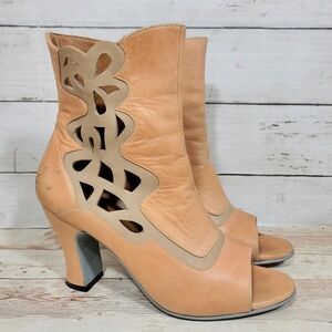 John Fluevog Beige Cutout Heels